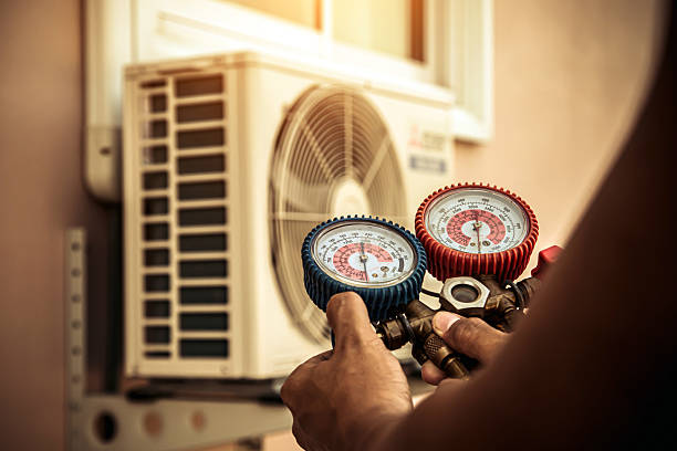 Professional Hvac Maintenance technician working in Mc Neil, TX